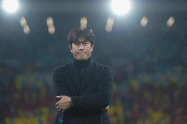 记者谈蓉城vs曼谷联半场：蓉城节拍把控可以 野哨的确Out!