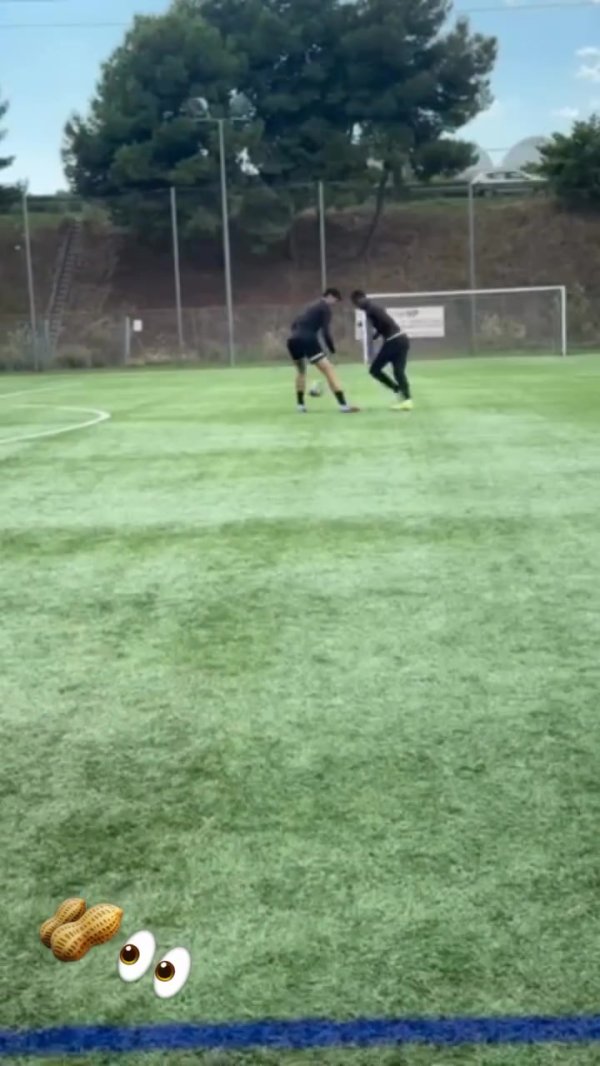 怎样评价？拉什福德社媒晒穿裆过东谈主视频⚽
