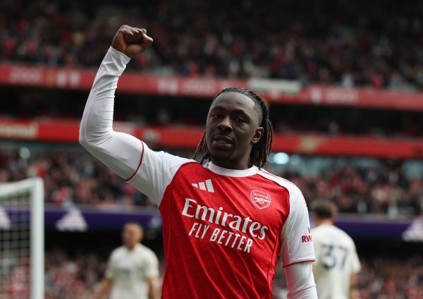 阿森纳本赛季英超愚弄定位球打进11球，比8支球队总进球数王人多