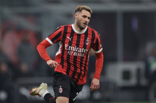 希门尼斯：前几个月我带伤踢比赛，但脚踝痛楚加重将缺席一段时分