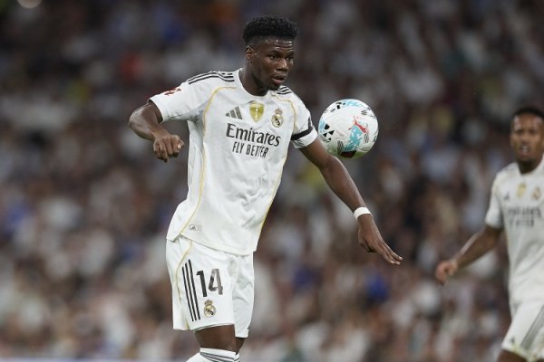 每体：琼阿梅尼受伤后阿隆索寻找中场替代决议，三名球员成为候选