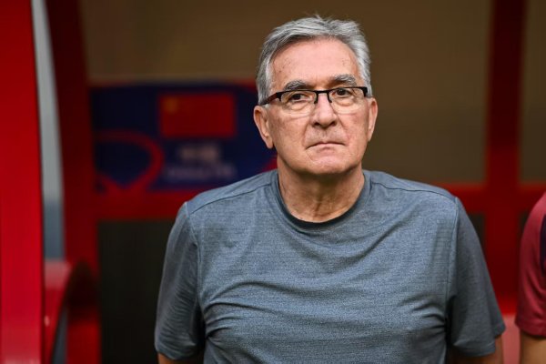 养老费赚够了？伊万科维奇崇拜退休，执教国足得益激发民愤