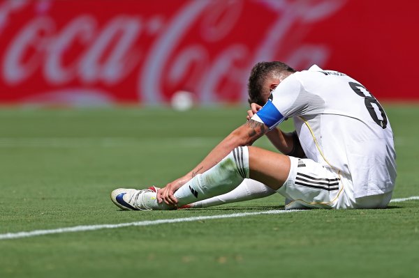 记者：巴尔韦德瞻望伤缺两周，将不会随乌拉圭国度队出战