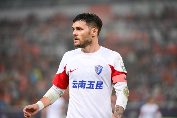 约尼查：我心爱玉溪的米线、水饺、烧烤 但愿能在玉昆踢到退役