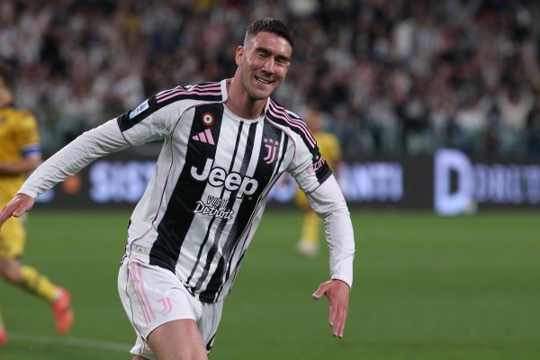 意太空臆想本轮意甲尤文首发：库普梅纳斯仍踢后卫，DV9重返首发